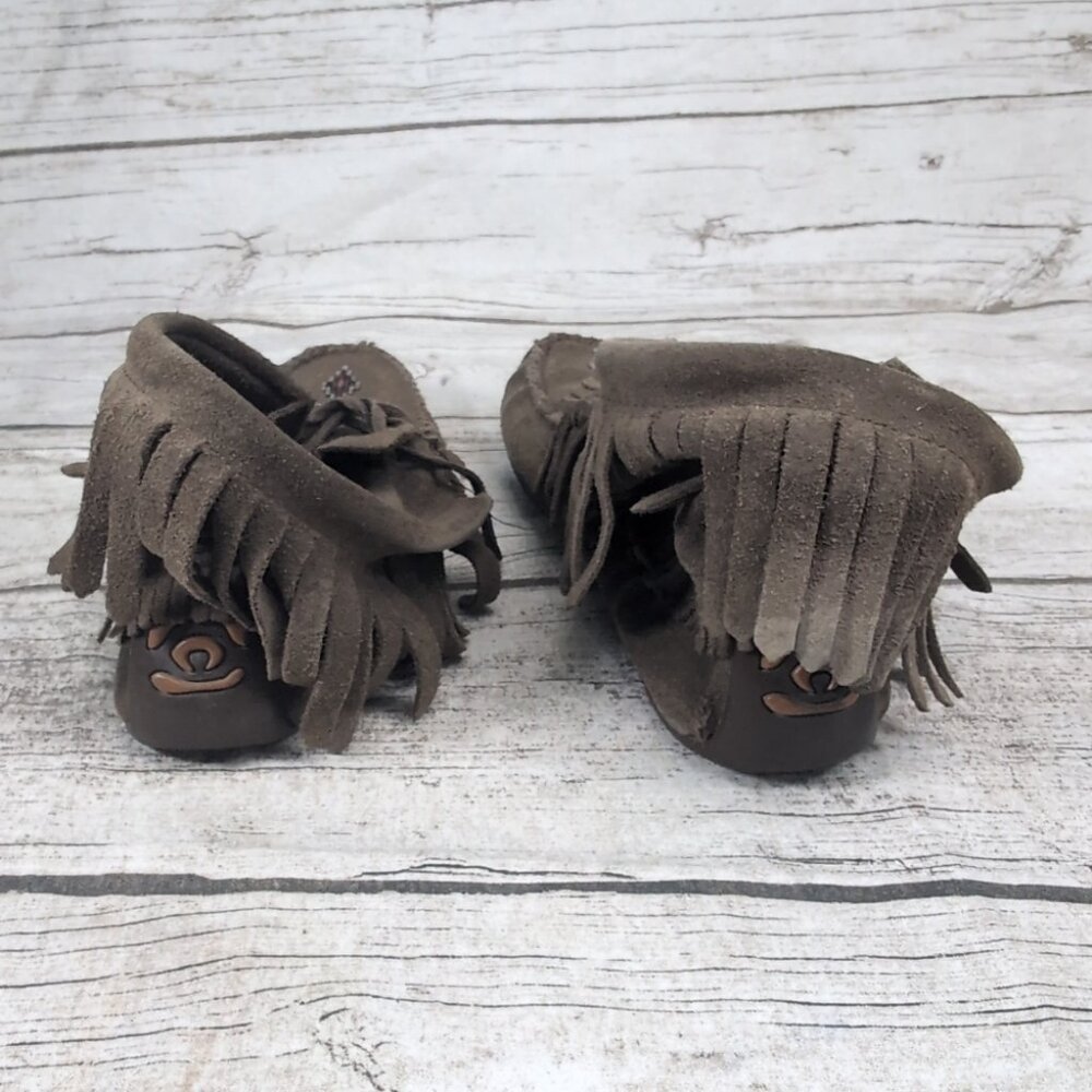 Manitobah Mukluks Harvester suede moccasin boots Women Size 6 - Picture 4 of 9